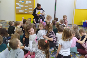 Spotkanie z dziećmi z Gminnego Przedszkola w Nowinach/Oddział w Szczytnie przy ul. Łomżyńskiej