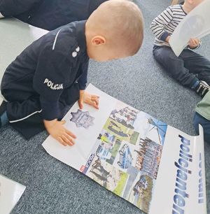 Dzień Policjanta w przedszkolu Promyczek w Szczytnie
