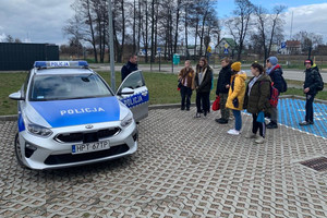 Dzieci z wizytą w Posterunku Policji w Wielbarku