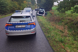 zdarzenie drogowe na drodze powiatowej w okolicy miejscowości Małszewko