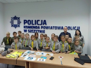 Spotkanie z harcerzami w Komendzie Powiatowej Policji w Szczytnie