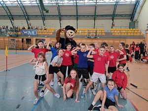 Międzyszkolne „Zawody Białego Misia” i Rambit Szkół Podstawowych