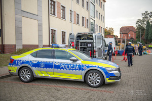 policjanci i uczestnicy seminarium