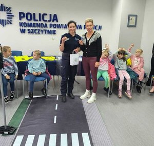 Wizyta przedszkolaków w Komendzie Powiatowej Policji w Szczytnie