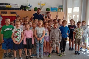 Spotkanie z dziećmi w Zespole Szkolno-Przedszkolnym w Szymanach