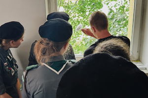Harcerki odwiedziły szczycieńską komendę