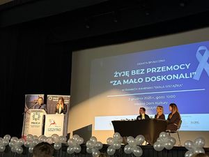 Debata "Żyję bez przemocy. Za mało doskonali"