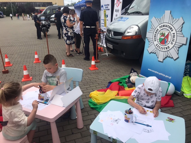 Szczytno Piknik Rodzinny Z Okazji Promocji Na Pierwszy Stopień Oficerski W Wyższej Szkole 